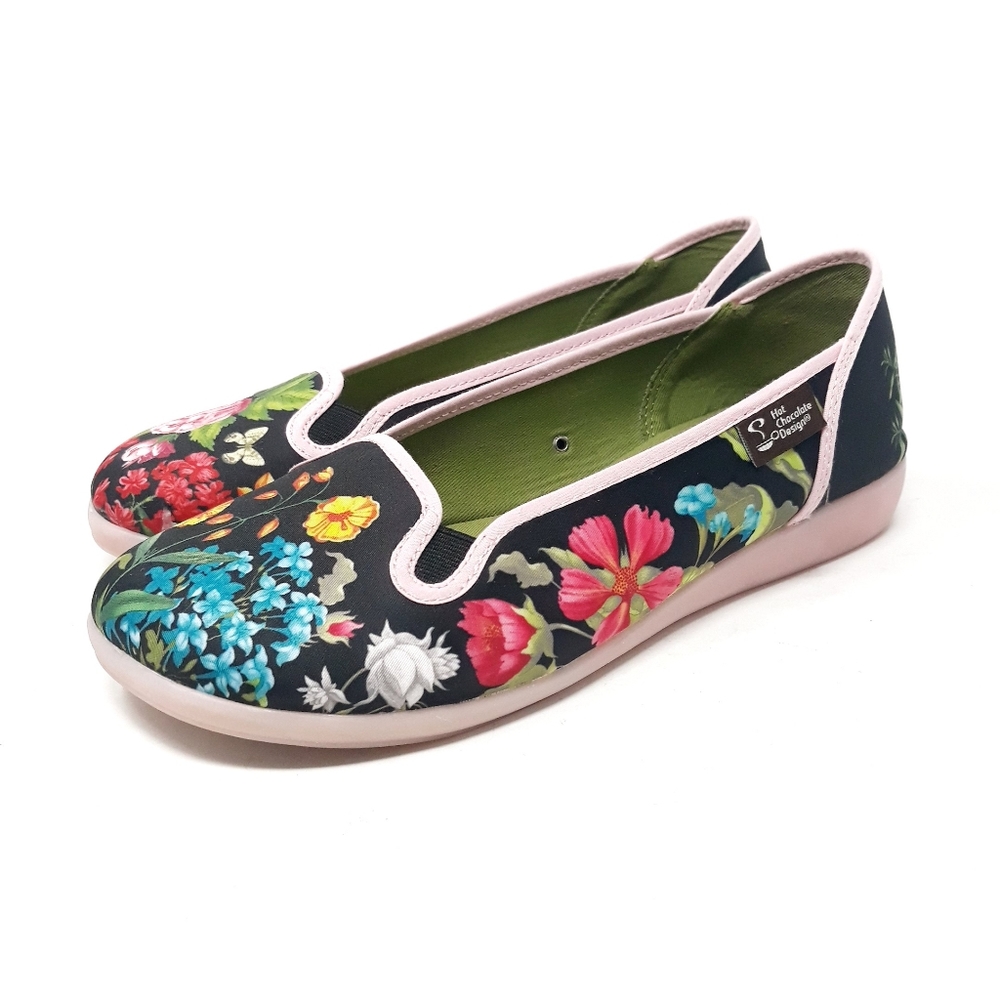 Chocolaticas Garden Slip-On Floral Flats Size 37 / US 7